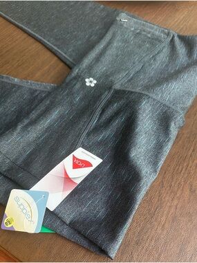 Heather Charcoal Active Leggings with Teal Speckle